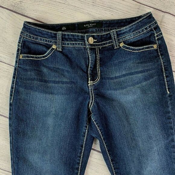 Nine West Jeans Capri 10 30 Dark Wash Embellished Pockets Inseam 22" Cuffed - Picture 2 of 9